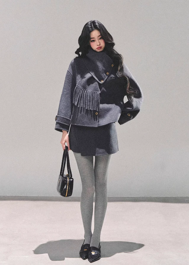 Ashen Luxe Reversible Tweed Set - Image 7