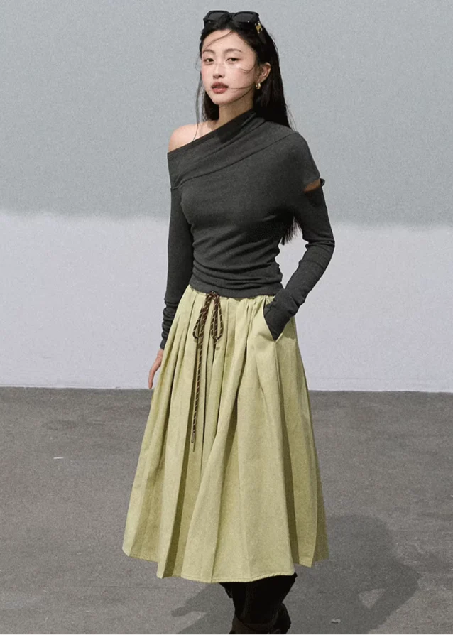 Asymmetrical Slim Knit - Image 3