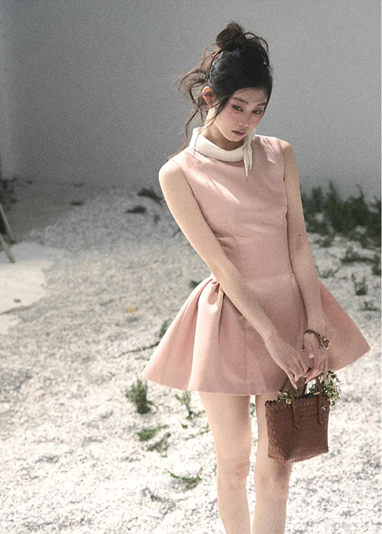 Blanche Nœud Satin Mini Dress - Image 10