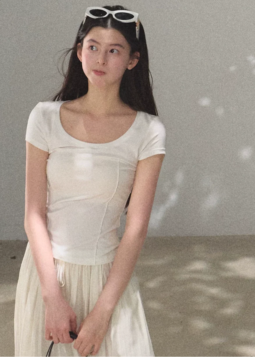 Bright Line U-Neck Tee - Image 2
