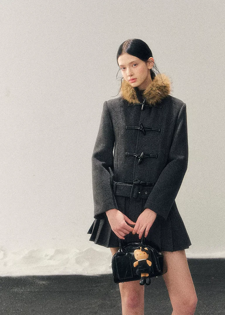 British Horn Buckle Wool Coat - Image 5
