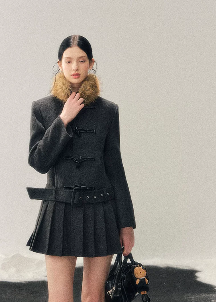 British Horn Buckle Wool Coat - Image 6
