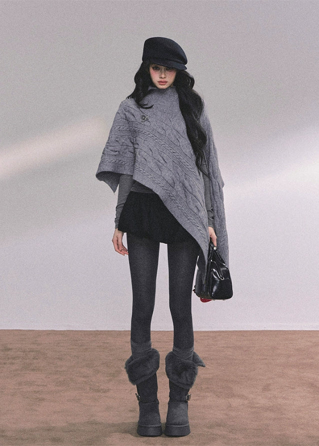 British Muse Cable-Knit Cloak Set - Image 4