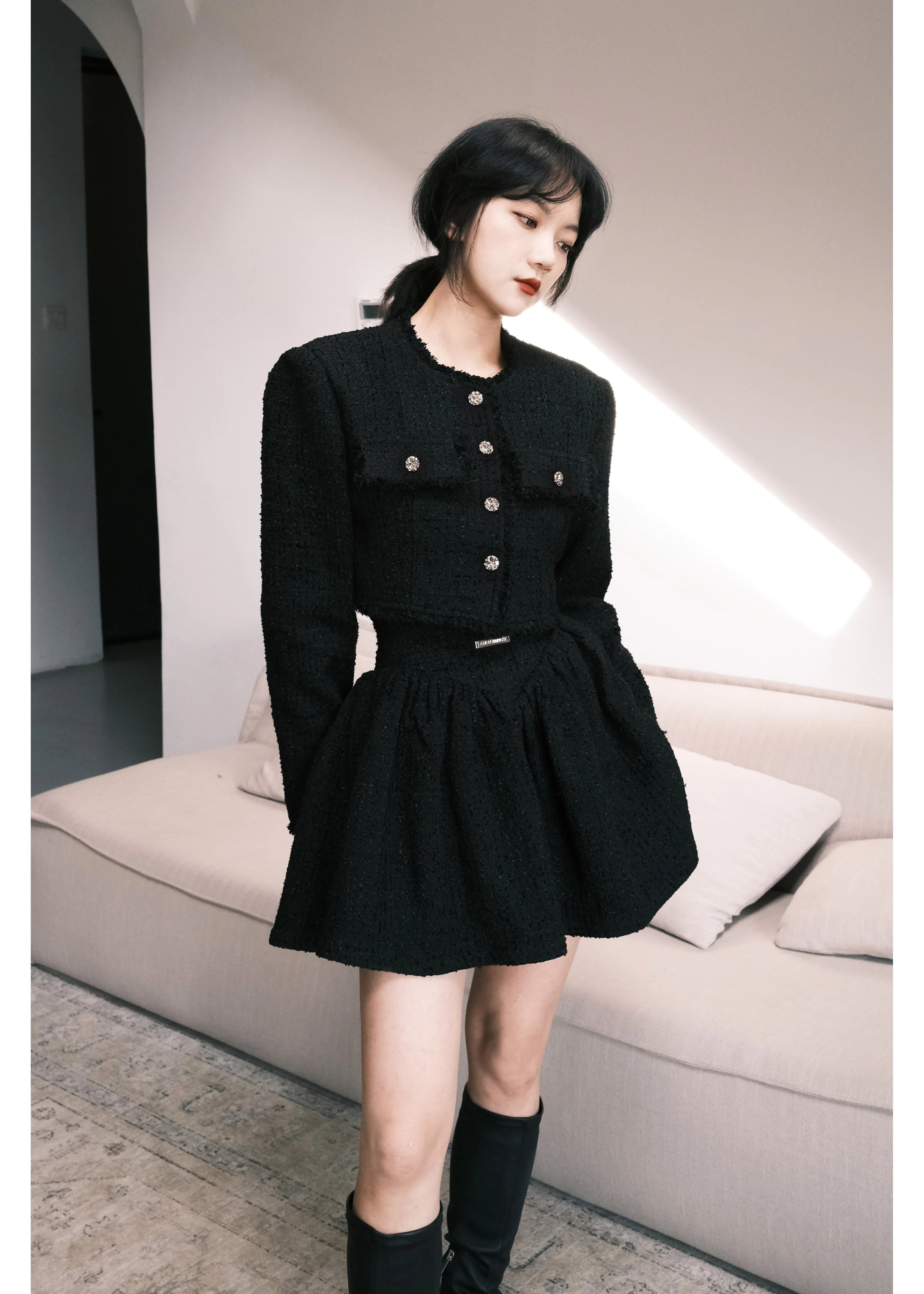 Italian Style Tweed Skirt Suit - Image 4