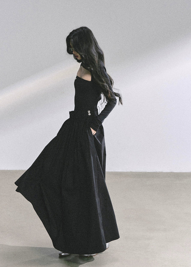 Chic Noir Slim Maxi - Image 4
