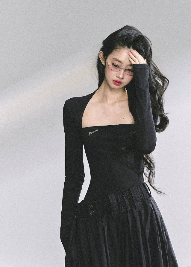 Chic Noir Slim Maxi - Image 5