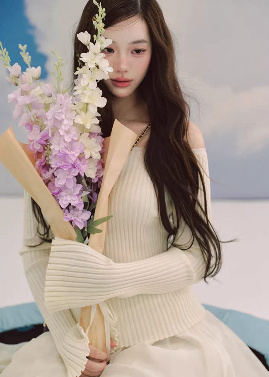 Ciel One-Shoulder Knit Top - Image 15