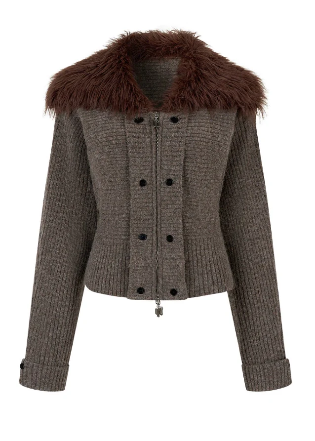 Core Edge Heavy Collar Sweater - Image 6
