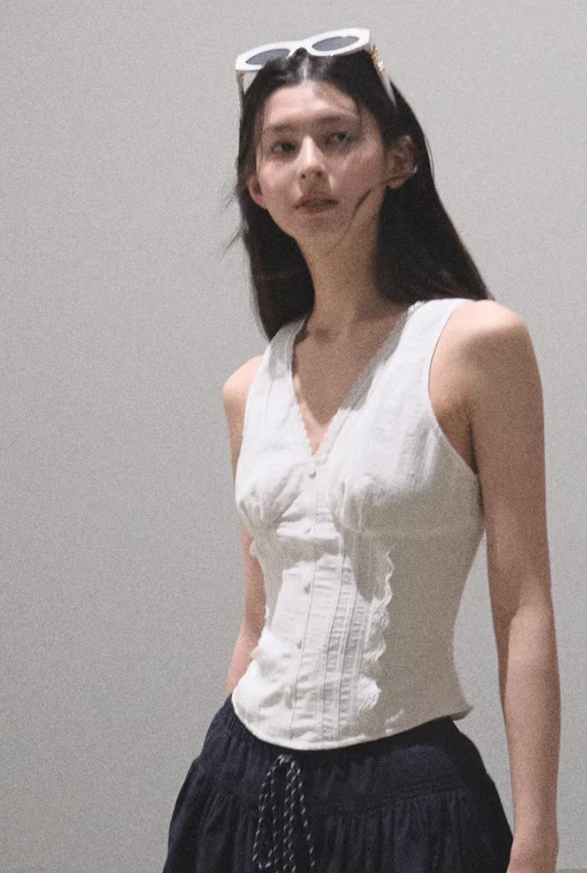Pleated Cotton Sleeveless Top - Image 10