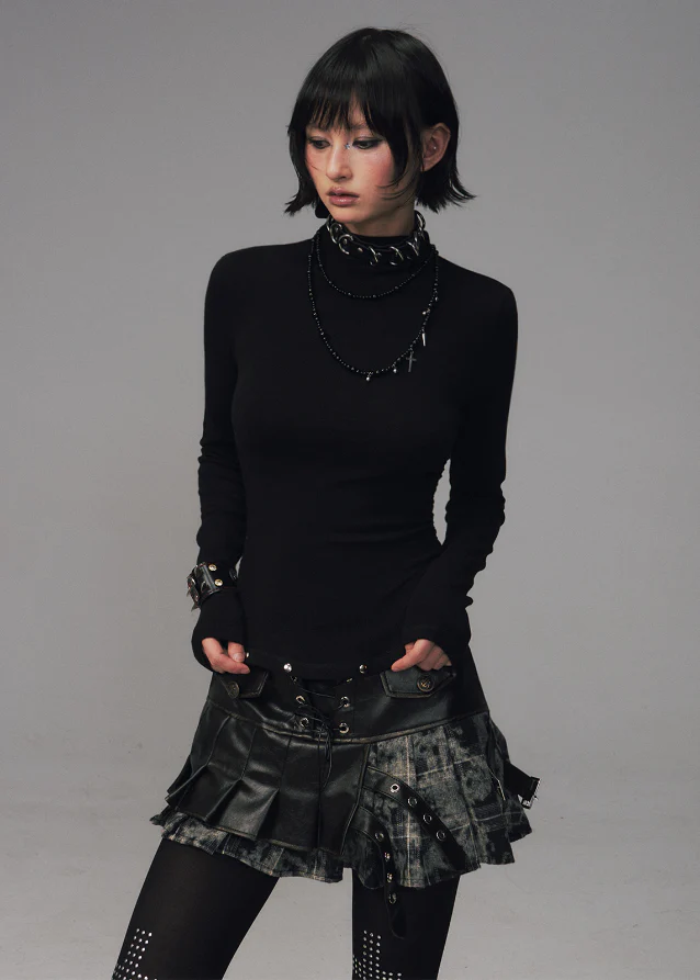 Dark Pulse Fleece-Lined Slim Turtleneck - Image 3