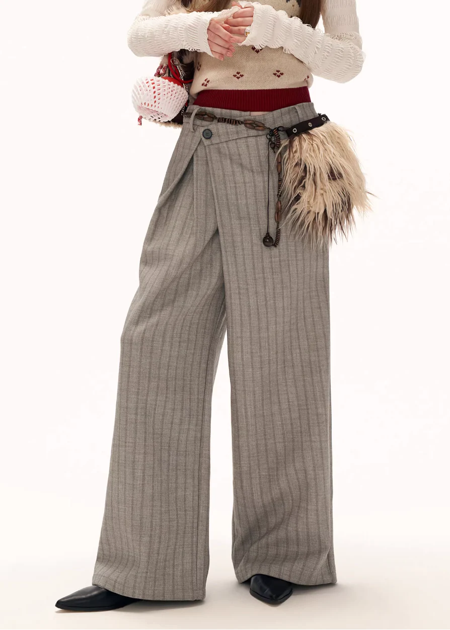 Deconstructed Stripe Pleated Pants - Image 4