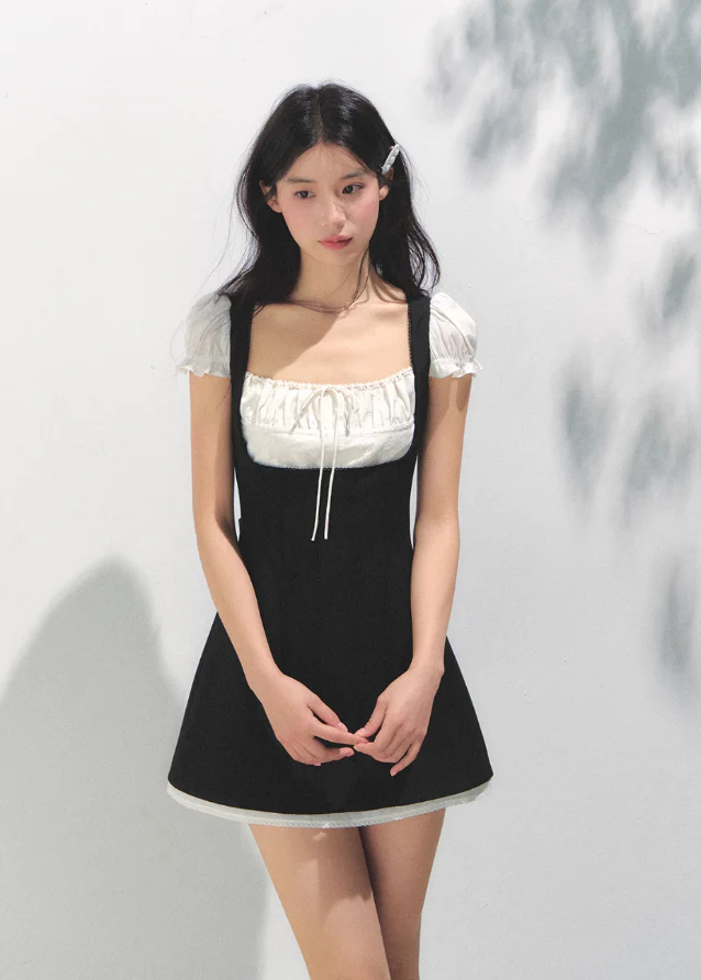 Retro Square Charm Dress - Image 2
