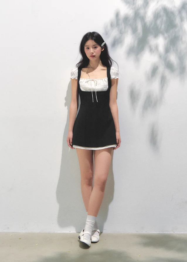Retro Square Charm Dress - Image 5