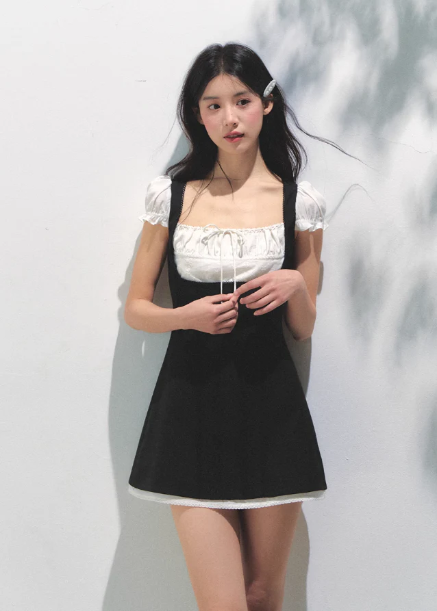 Retro Square Charm Dress - Image 7
