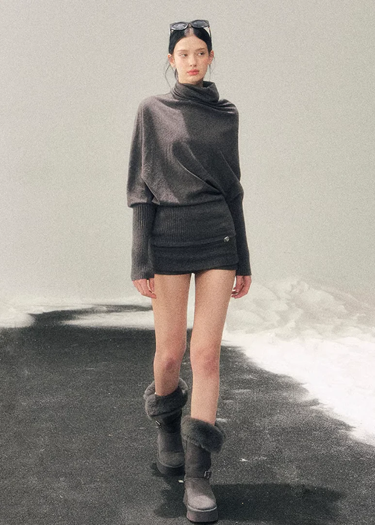 Ember Drape Turtleneck Knit - Image 14