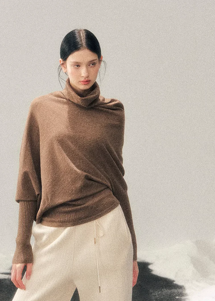 Ember Drape Turtleneck Knit - Image 4