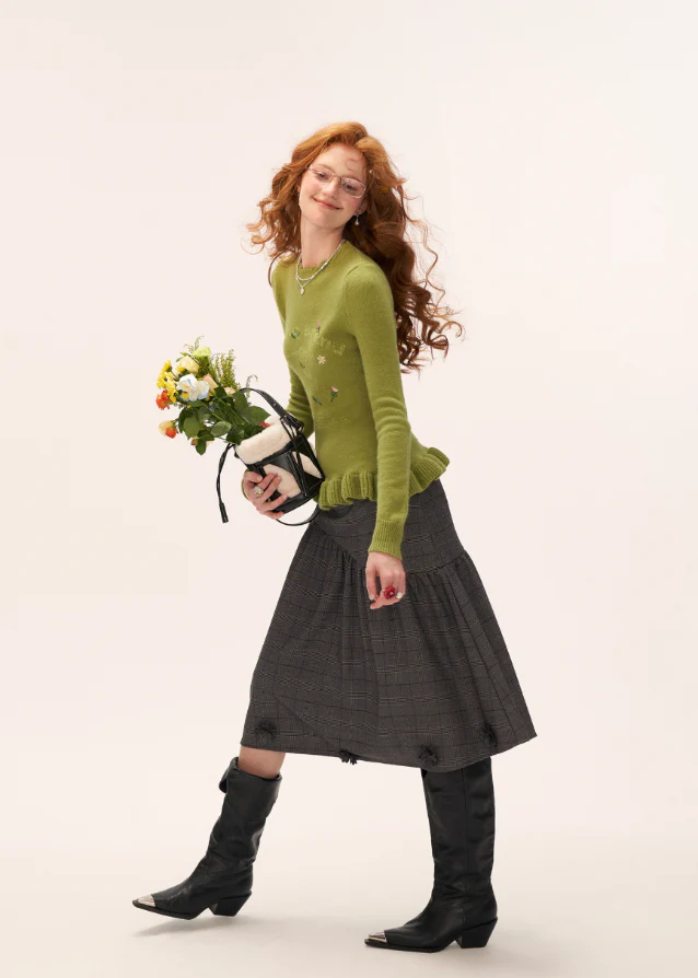 Embroidered Flower Knit - Image 8