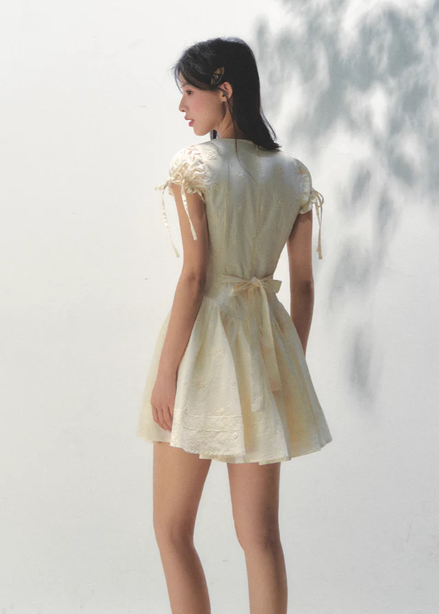 Embroidered Bubble Sleeve Tea Dress - Image 4