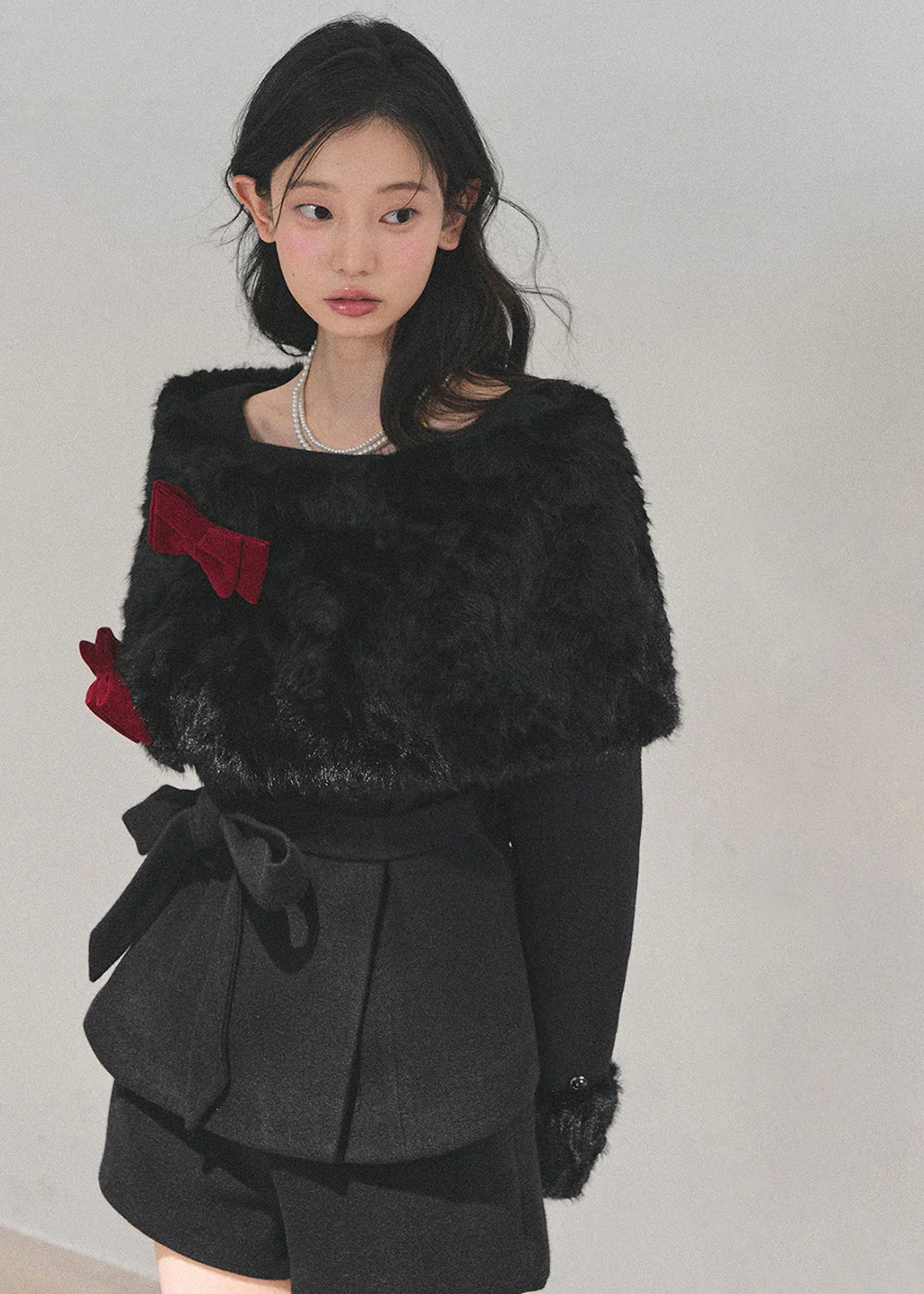 Fairytale Bow Fur Ensemble Set - Image 5