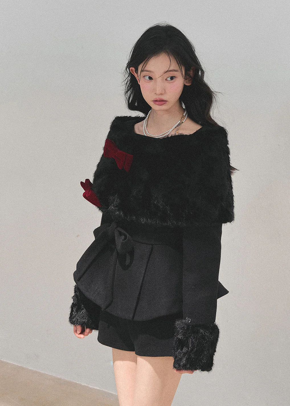 Fairytale Bow Fur Ensemble Set - Image 6