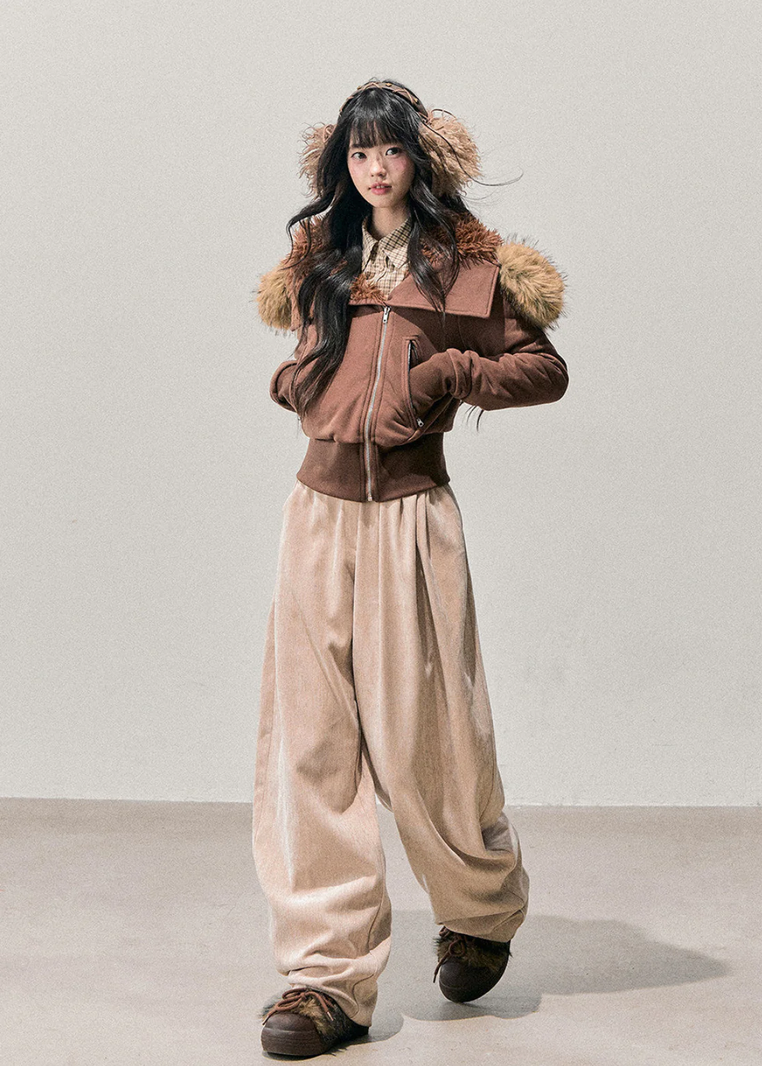 Fallen Leaf Trajectory Plaid Knit Top - Image 11