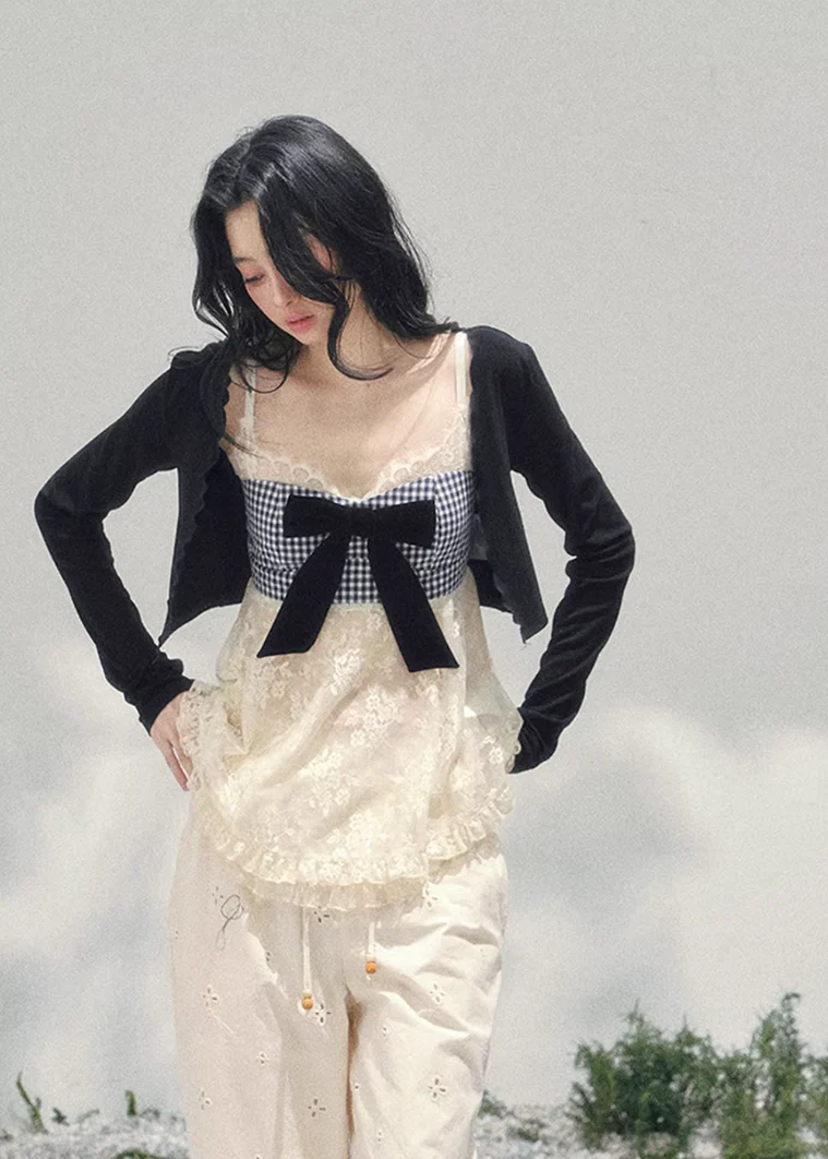 Fleur Passage Bow Lace Top - Image 3