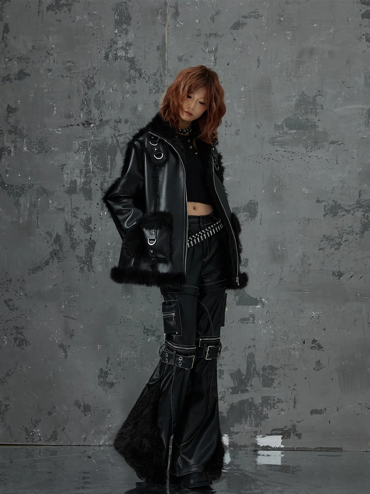 Heavyweight metal fur coat - Image 13