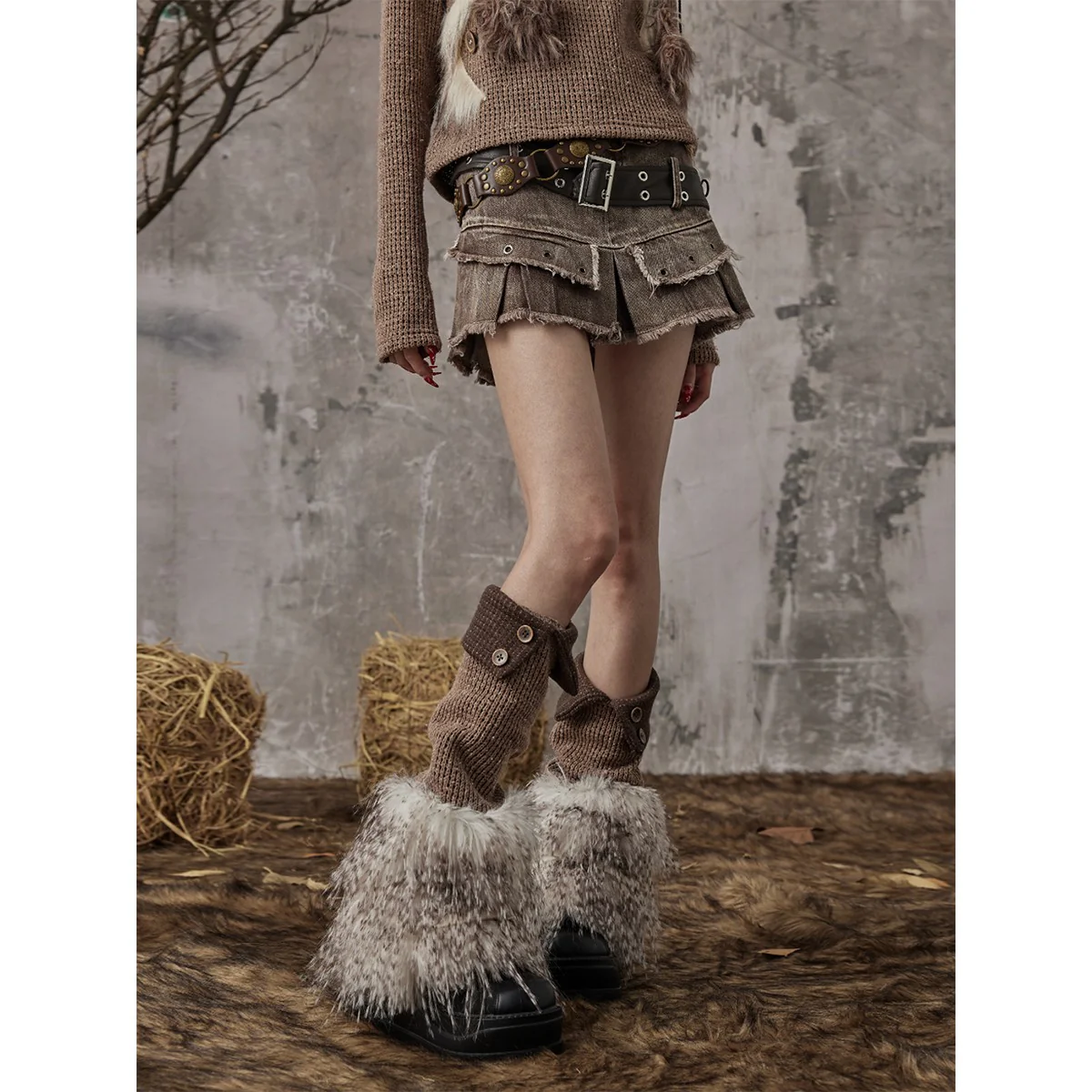 Y2K Button Leg Socks - Image 3