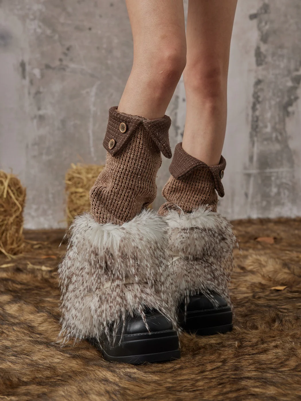 Y2K Button Leg Socks - Image 4