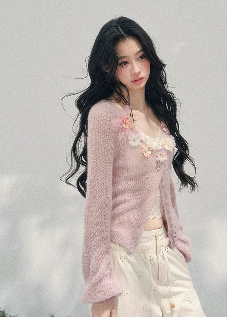 Haruno Fleur V-Neck Cardigan - Image 11
