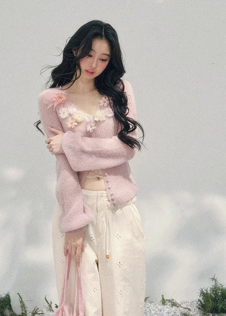 Haruno Fleur V-Neck Cardigan - Image 4