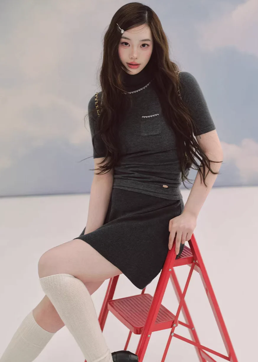 Hazel Layer Slim Knit Top - Image 11