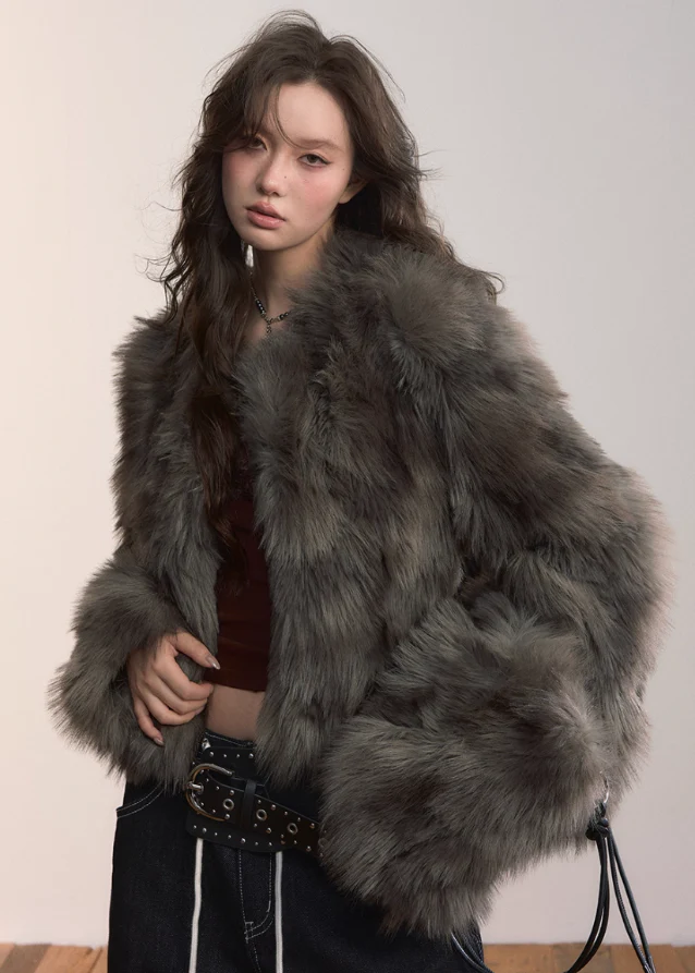 Iron District Fur Shell - Image 6