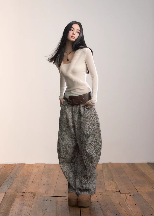 Leopard Sickle Wide Jeans - Image 2