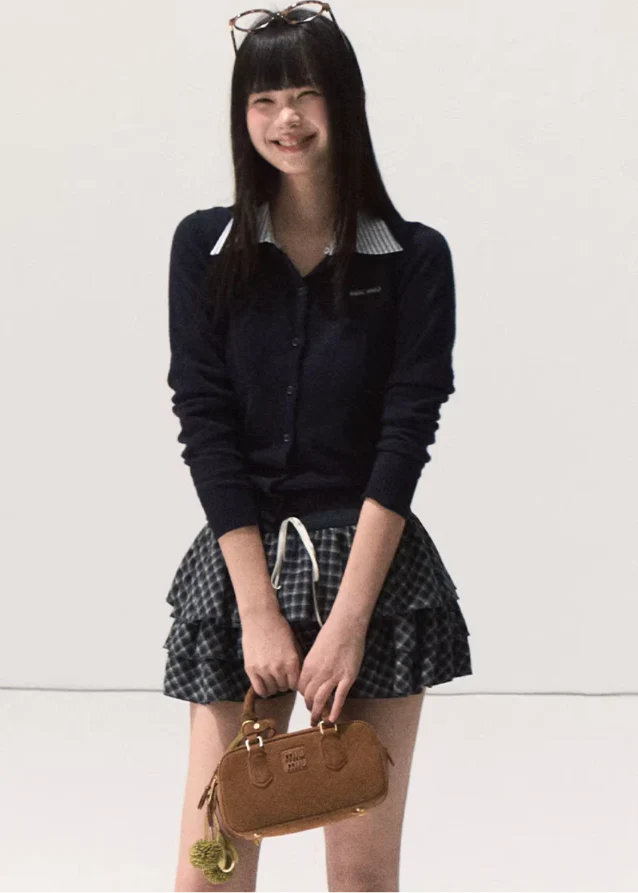Linear Grace Fake-Two Layered Knit - Image 10