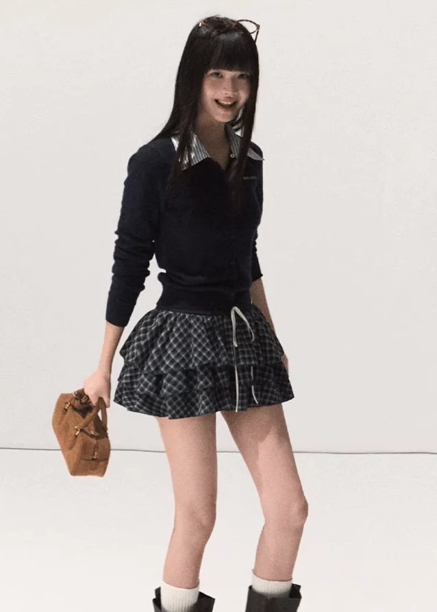Linear Grace Fake-Two Layered Knit - Image 9