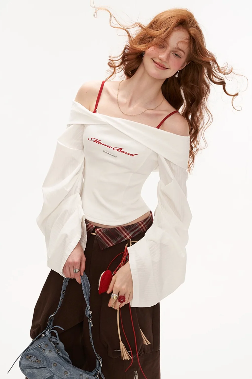 Lantern sleeve white shirt and bra - Image 22