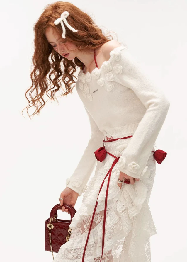 Rose flower shoulder-drop sweater - Image 11