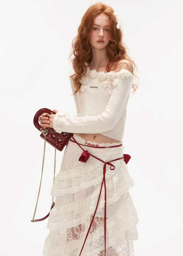 Rose flower shoulder-drop sweater - Image 7