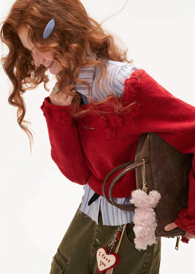 Rose flower shoulder-drop sweater - Image 9