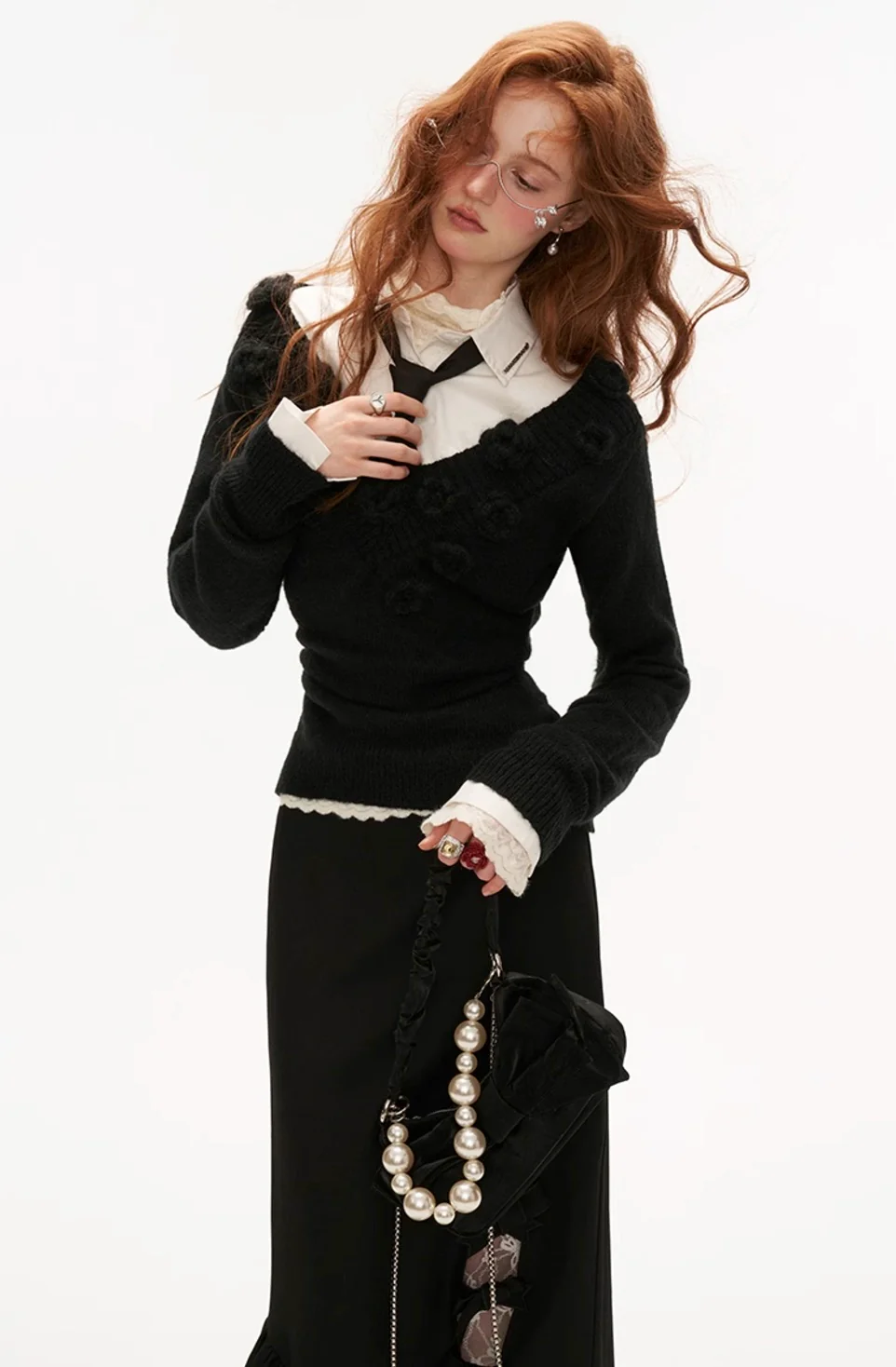 V-neck rose waist sweater - Image 19