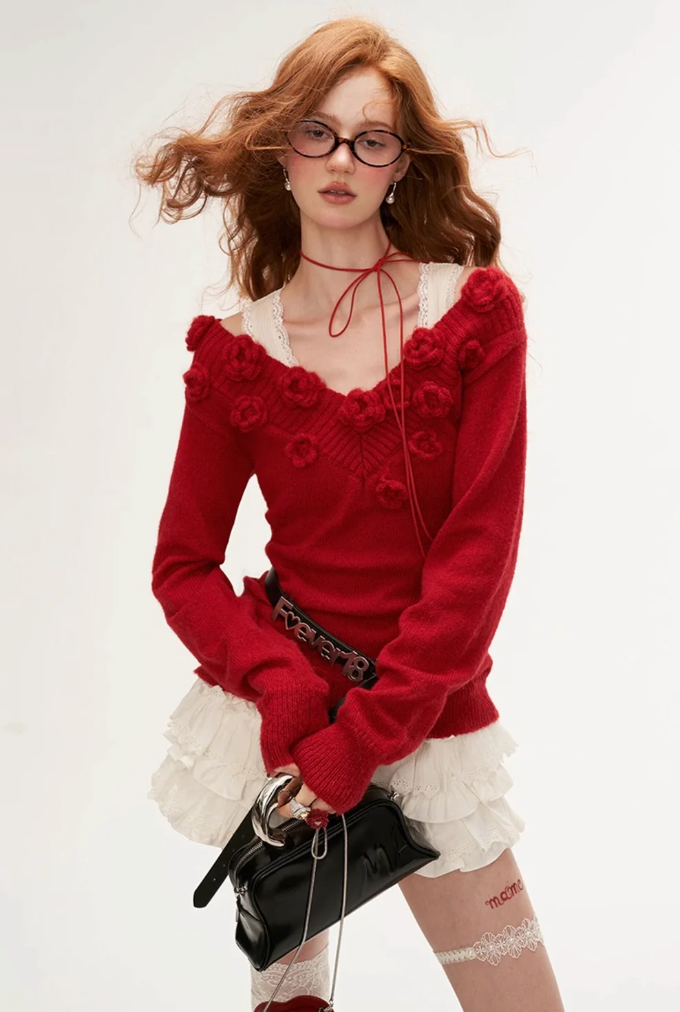 V-neck rose waist sweater - Image 20
