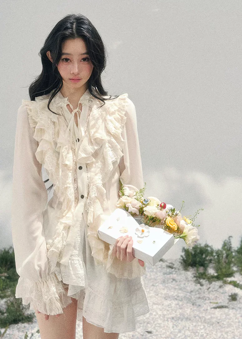 Mémoire Cour Lace Blouse - Image 2