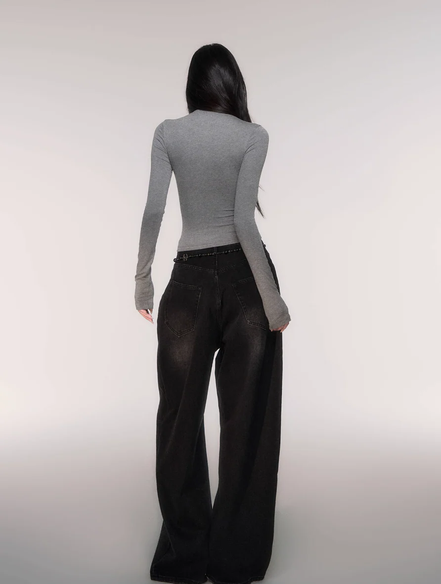 Minimal Curve High-Neck Long Sleeve - Image 6