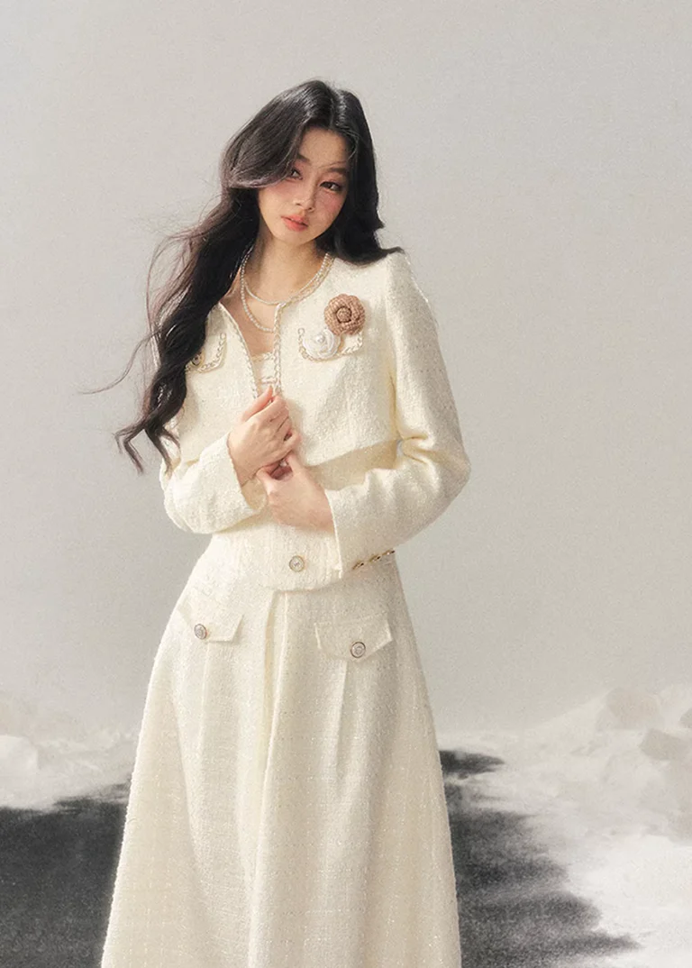 Moonset Whisper Tweed Set - Image 15