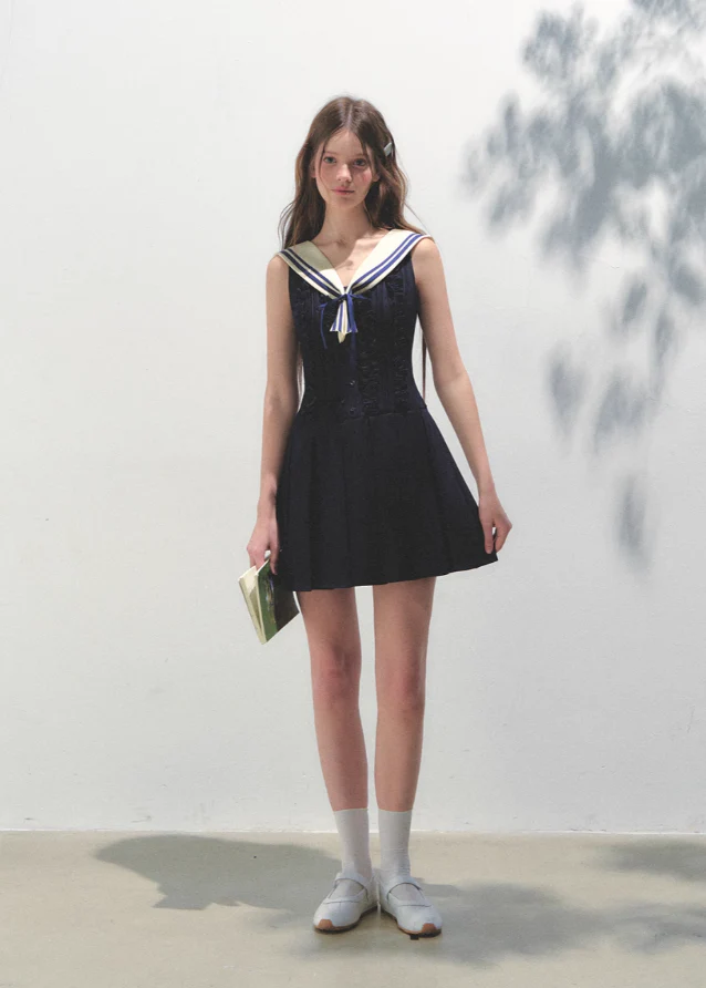 Navy Collar Detachable navy dress - Image 6