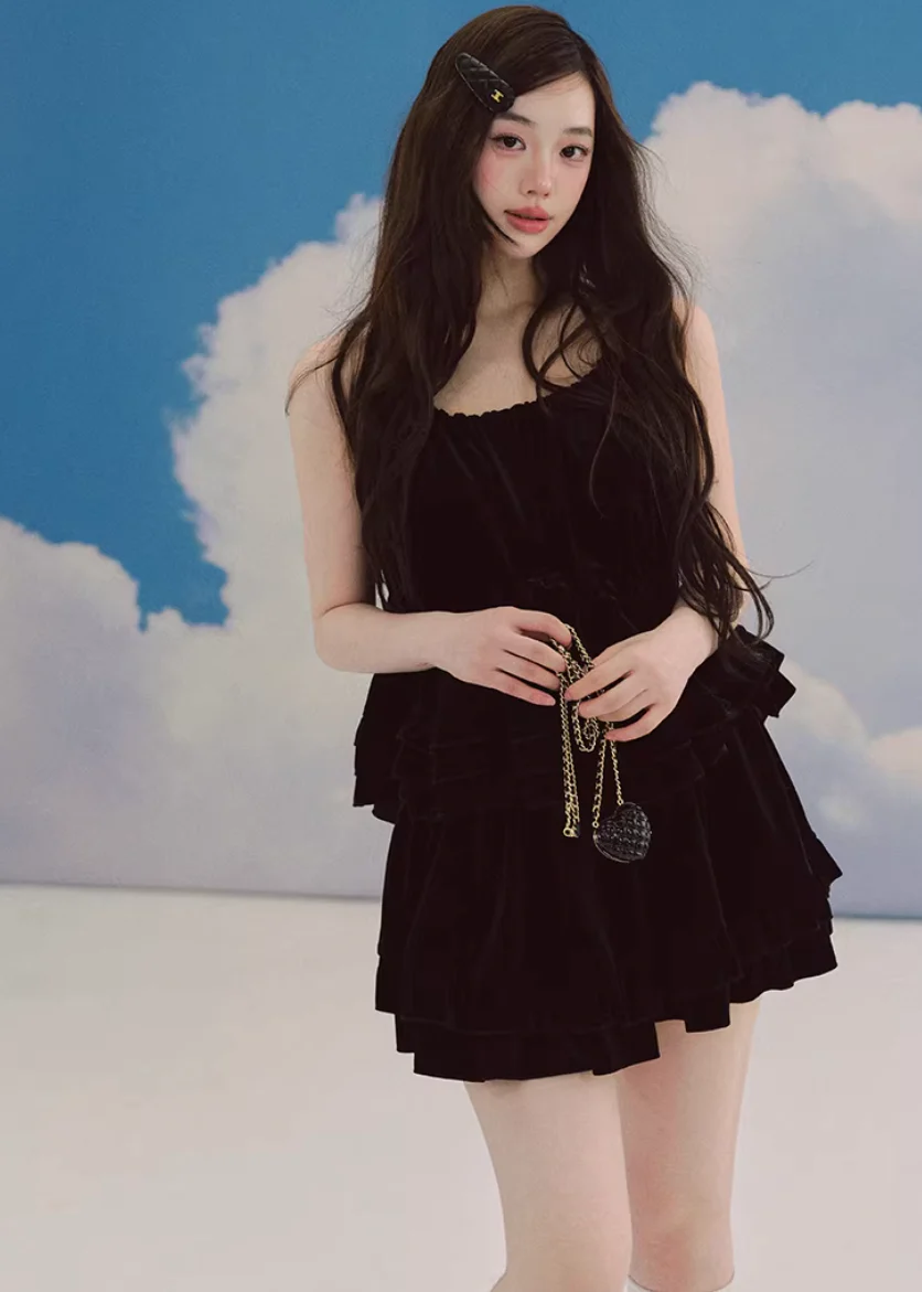 Noir Ballet Velvet Camisole - Image 3