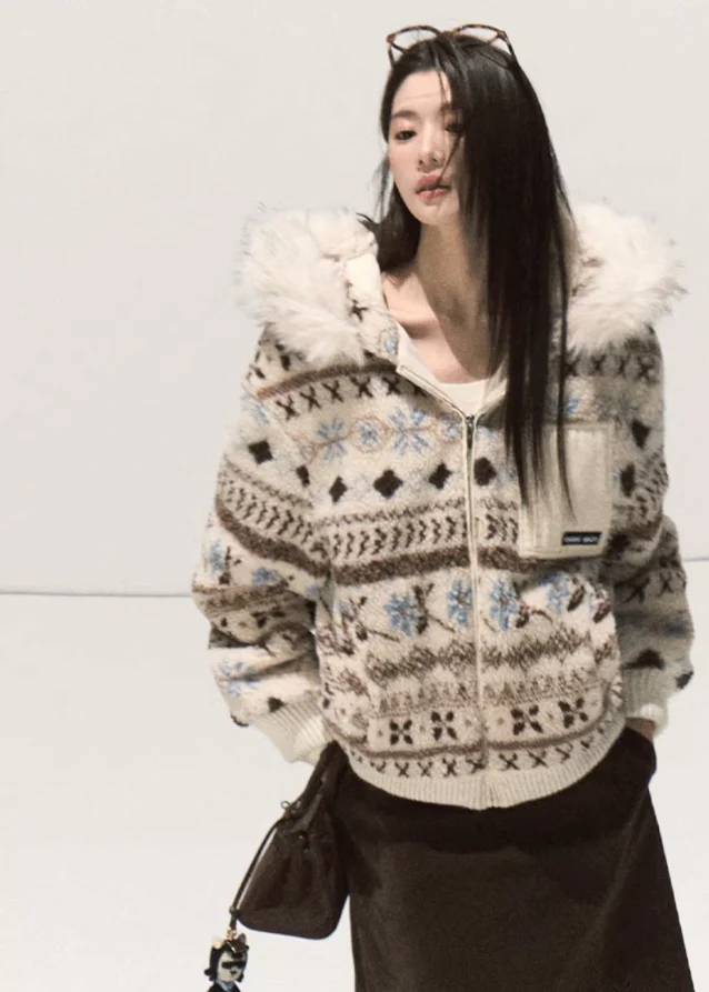 Nordic Ridge Retro Jacquard Jacket - Image 9