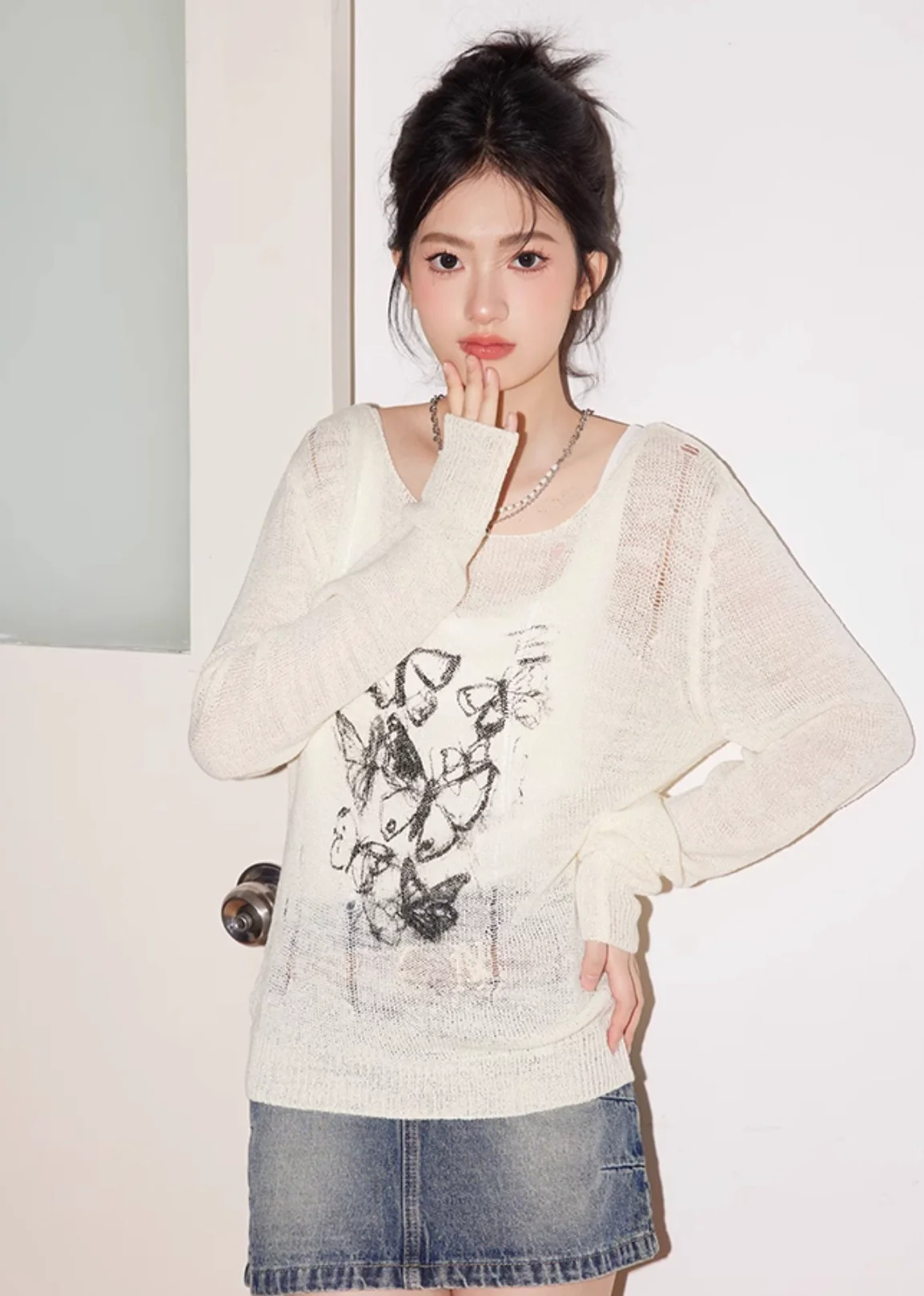Round Neck Graffiti Butterfly Print T-shirt knit - Image 7