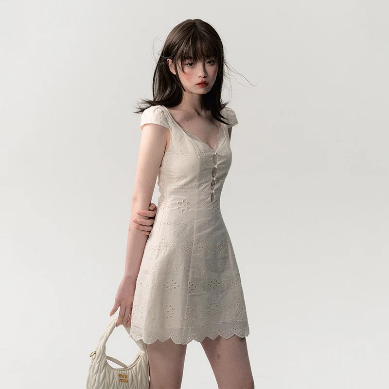 Cream white simple slim lace stitching dress - Image 3